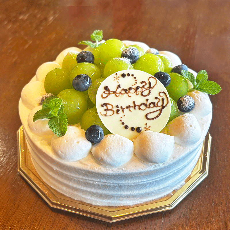 【季節限定】シャインマスカットのケーキ